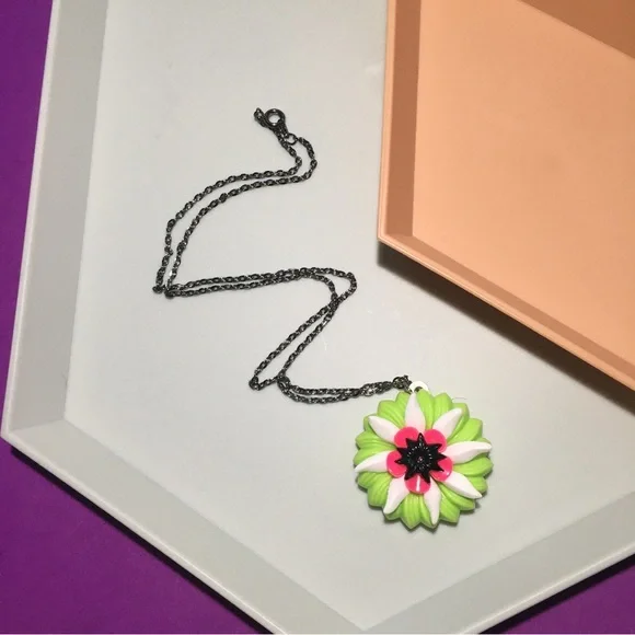 💐 Handcrafted One Of One Necklace - Picture 1 of 1